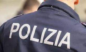 Follia al concerto a Gela: sedicenne aggredisce un poliziotto a colpi di casco