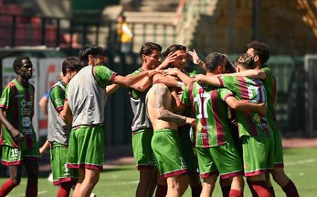 la gioia dopo il gol del vantaggio della Sancataldese