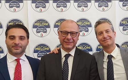 Il nuovo scisma nel centrodestra surriscalda il dibattito politico
