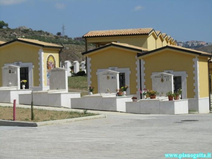 Cimitero Piano Gatta, si va verso la risoluzione del contratto