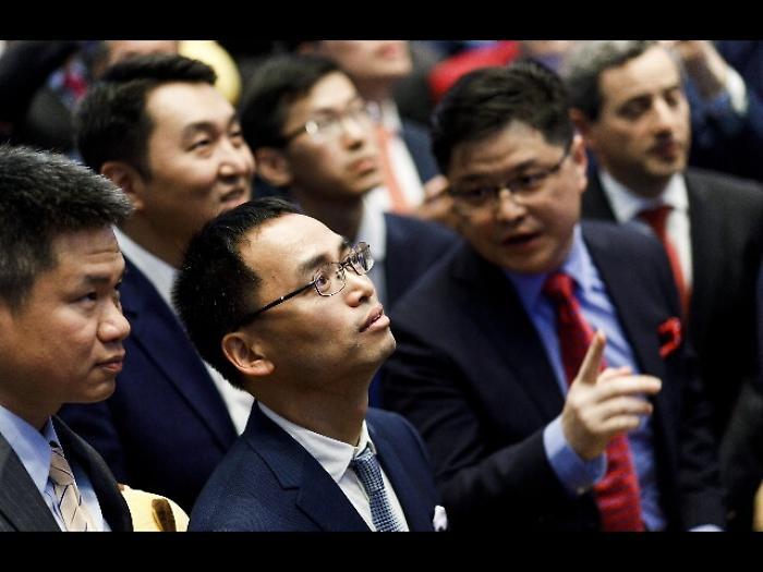 La Cina sospende i dazi aggiuntivi del 24% sui beni americani