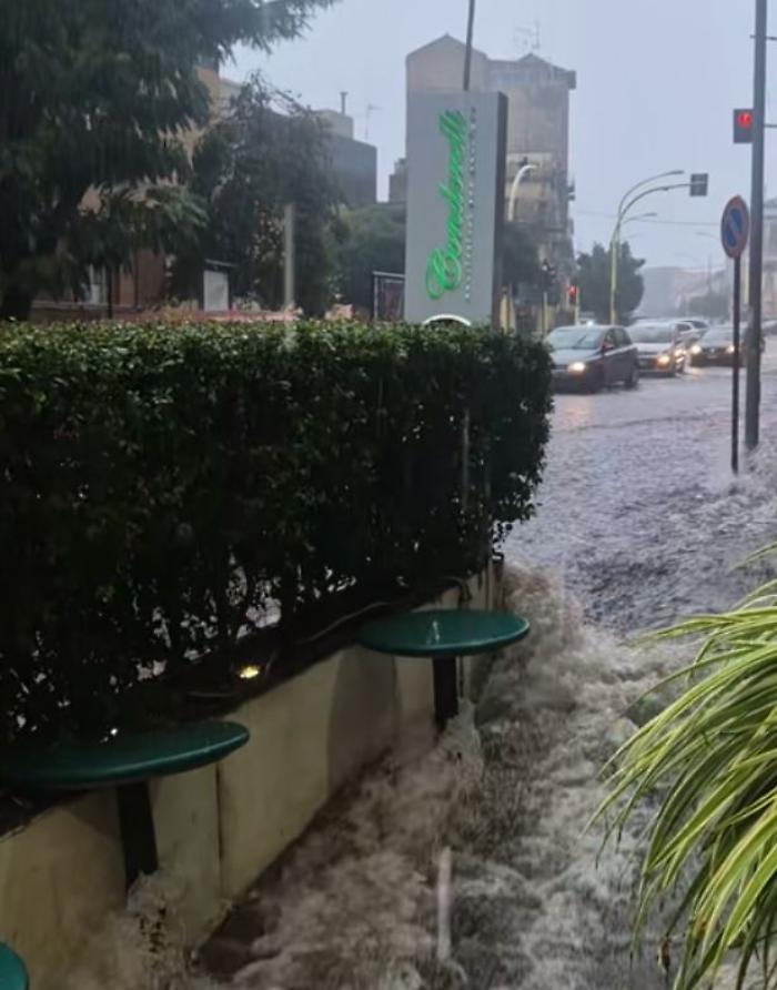 Alluvione a Mascali: strade come fiumi, molti disagi VIDEO
