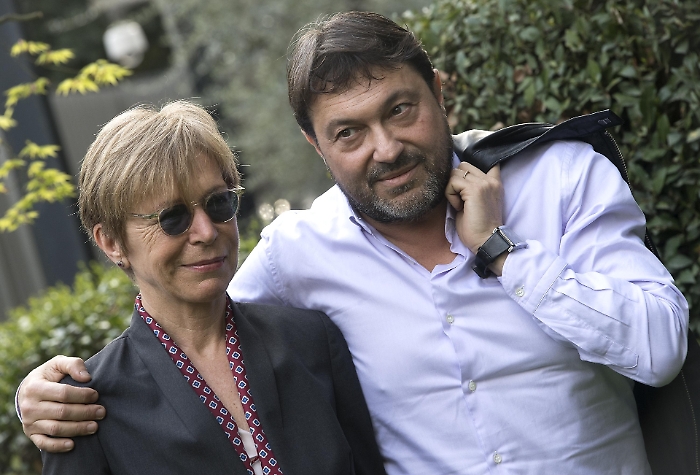 Da inviato di guerra a conduttore di Report: chi è il giornalista nel mirino