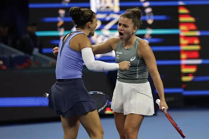 Wta Finals, Sara Errani e Jasmine Paolini vincono a Riad