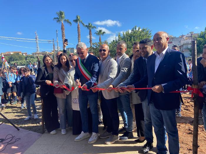 Santa Croce Camerina, inaugurato il nuovo parco urbano "Fonte paradiso"