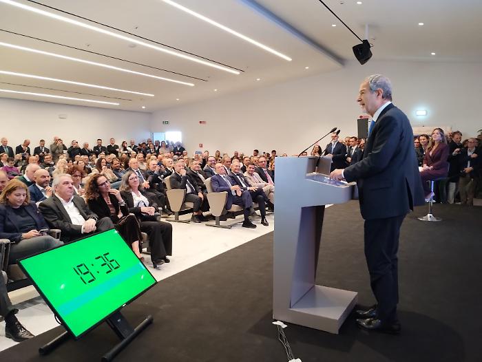 Musumeci: "L'inchiesta? Regione basata sul sistema clientelare, ma non facciamoci sodomizzare dal Palazzo"