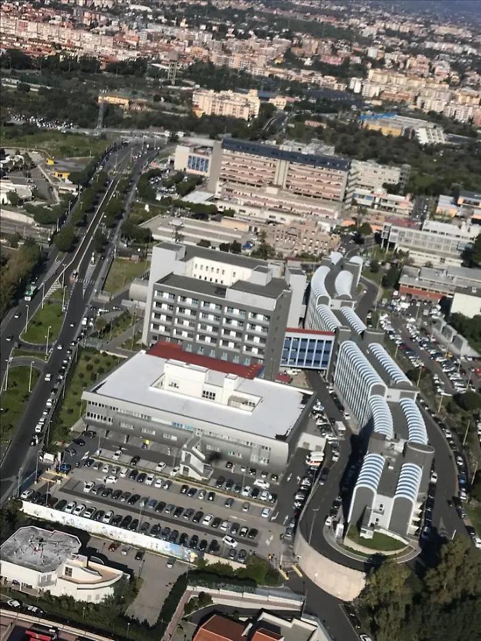 Policlinico: domani i test per Medicina, attesi duemila studenti. Il Comune ai parenti dei pazienti: «Rimandate le visite a un altro giorno»