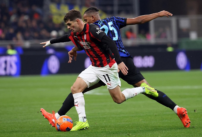 Pulisic stende l'Inter, regala il derby al Milan e lancia i rossoneri all'inseguimento della Roma