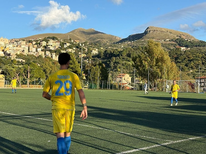 Decima vittoria, Licata sempre pi&ugrave; solo in testa alla classifica