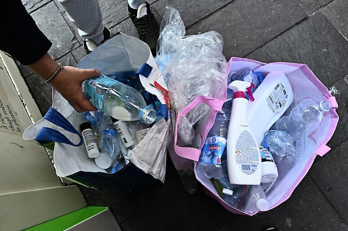 In Sicilia raccolta differenziata della plastica ad un passo dallo stop e la questione finisce all'Ue