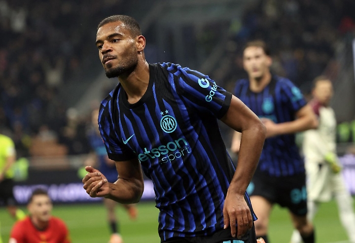 Tutto facile per l'Inter, ne fa 5 al  Venezia e vola ai Quarti