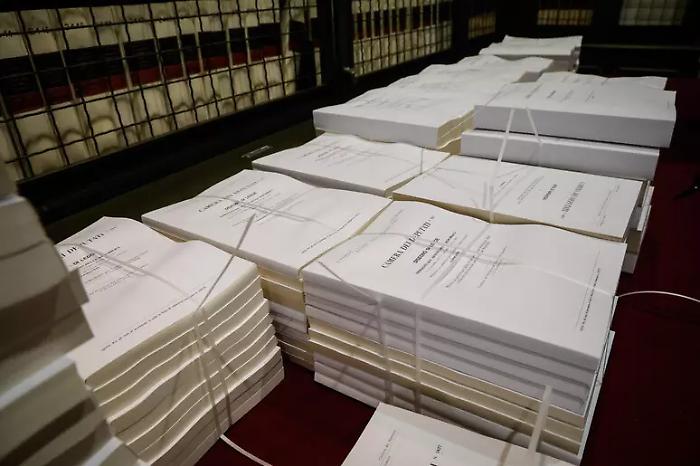 Stallo sulla manovra: sconvocata la seduta notturna della commissione bilancio al Senato