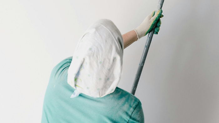 L'imbianchino "sporcaccione" rinviato a giudizio: dovr&agrave; affrontare il dibattimento per violenza sessuale 