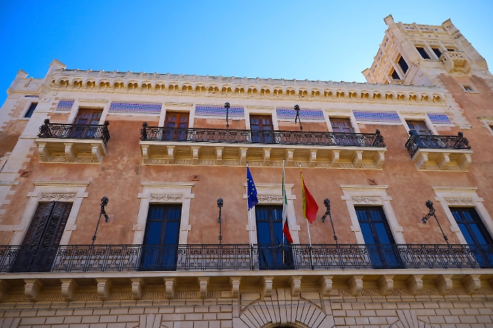 Mancata integrazione oraria ai comunali di Ispica, l'on. Dipasquale: "Vicenda gestita malissimo"