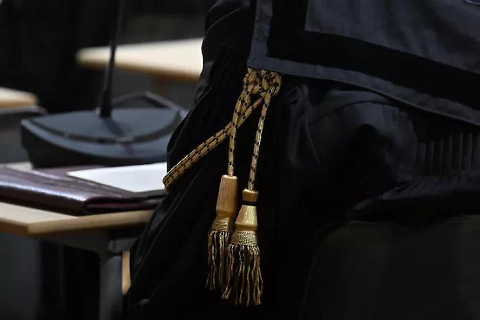 Cambia sesso a 13 anni: &egrave; il caso di transizione pi&ugrave; giovane in Italia