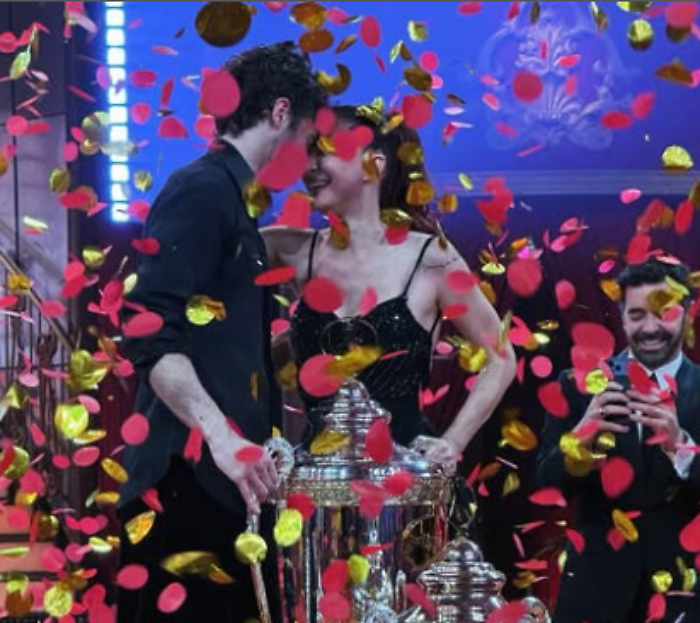 "Ballando con le Stelle", quella vittoria di De Logu e Perrotti che non mette tutti d'accordo