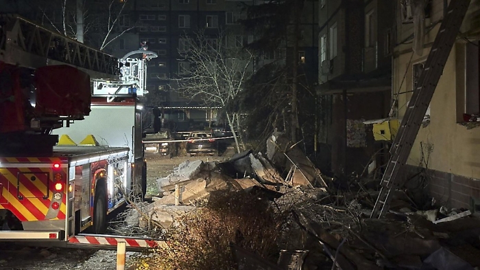 Attacco russo sulla regione di Dnipropetrovsk: danni a case, scuola e gasdotto