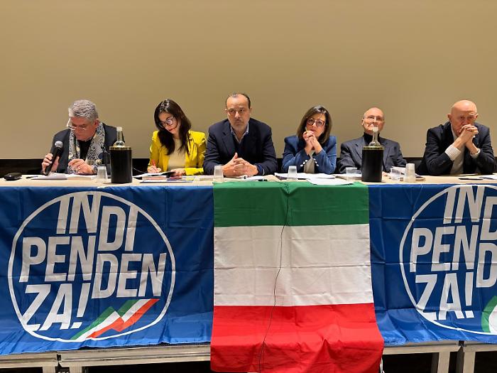 Carceri, il libro-testimonianza di Alemanno: &laquo;Una discarica sociale dove sono negati i diritti umani&raquo;