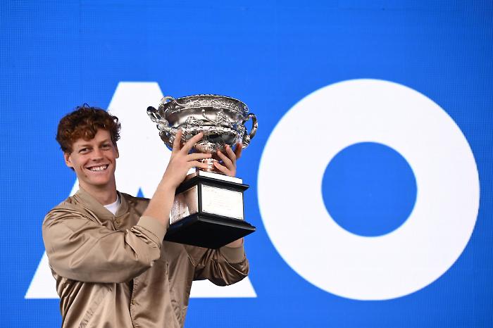 Tennis spezzatino, spettatore intero: come orientarsi tra diritti, piattaforme e nuove abitudini dopo il divorzio Sky&ndash;Eurosport