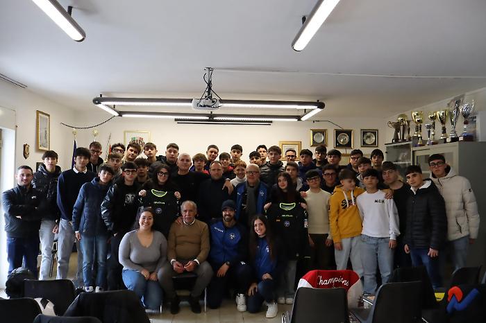 Dalla scuola al fischietto: la carica dei 37 nuovi arbitri che sognano i grandi stadi