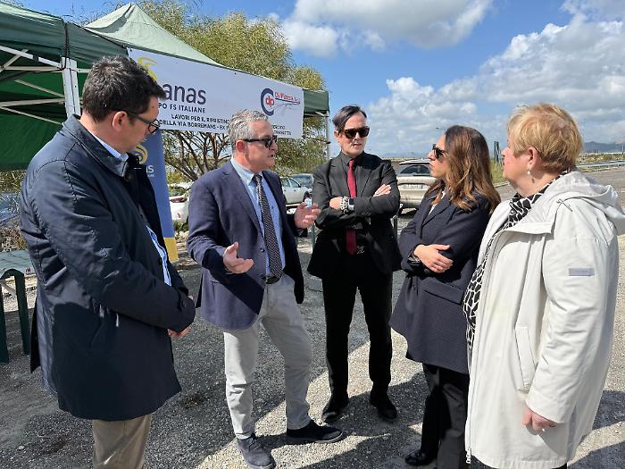 Via Borremans riapre a Caltanissetta: Anas completa la riqualificazione con riciclo in sito e riduzione delle emissioni