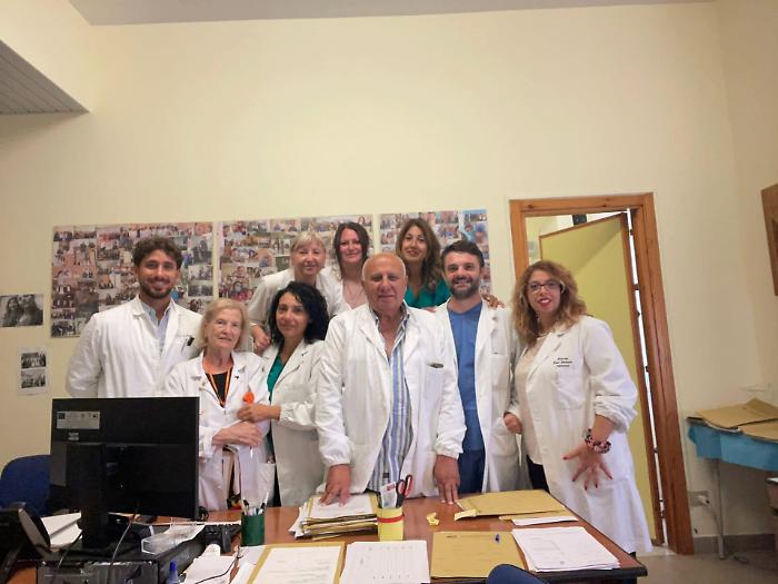 La storia in controtendenza in Sicilia, medico si offre volontario per mantenere una realt&agrave; ospedaliera