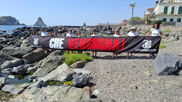 &laquo;Plaia e Aci Trezza le analisi sul mare fatte in un punto non precisato&raquo;. Ecco tutte le spiagge a rischio
