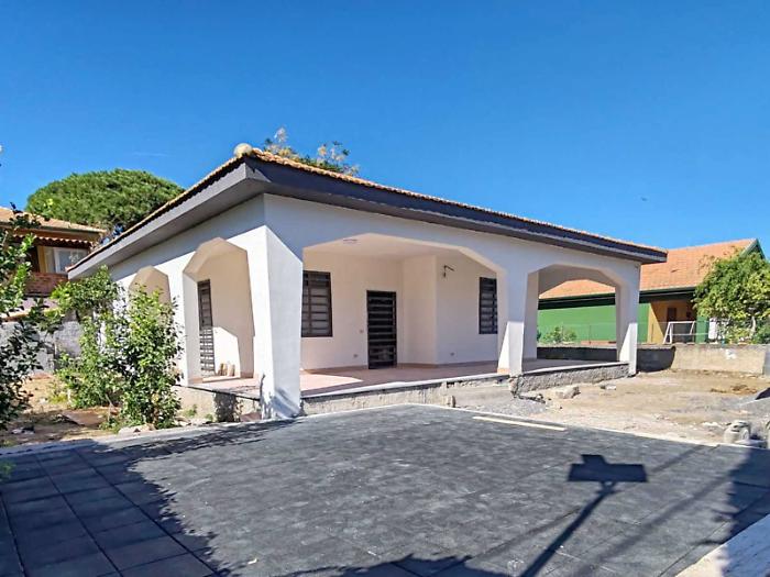 Una colonia per i minori nella villa dove si svolgevano i summit dei boss mafiosi