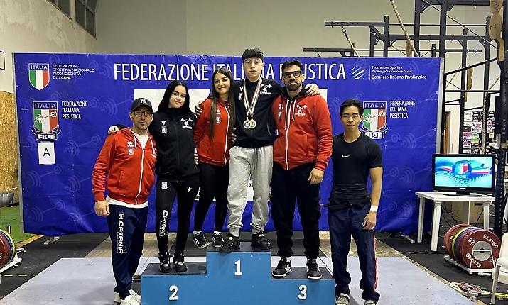 Sollevamento pesi: 16 talenti siciliani hanno staccato il "pass" per i tricolori Under 17